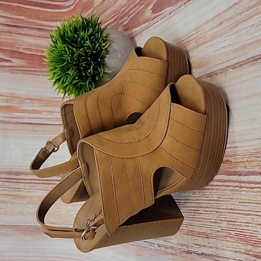 Qupid curved topstitch open toe Slingback platform